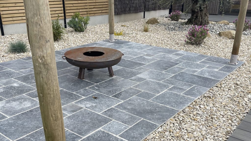 petite maçonnerie installation dalles de terrasse